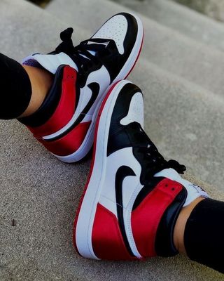 Tenis jordan talla 37 de segunda mano por 45 EUR en Reus en WALLAPOP