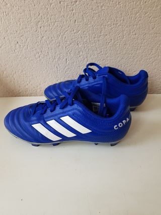 Botas futbol adidas copa talla 35 de segunda mano por 15 EUR en Valladolid  en WALLAPOP