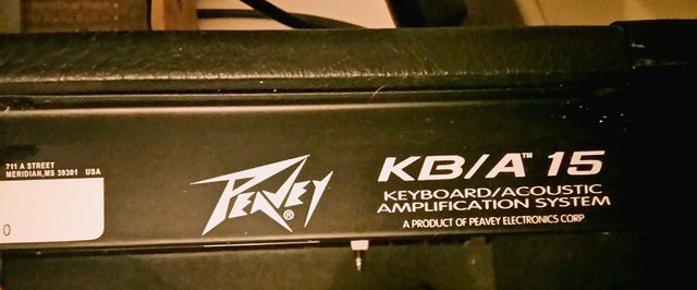 Amplificador PEAVEY KB/A 15