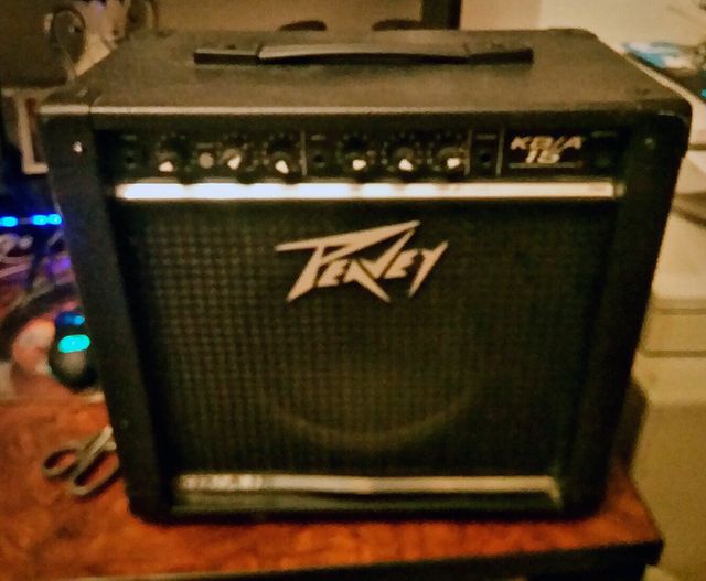 Amplificador PEAVEY KB/A 15