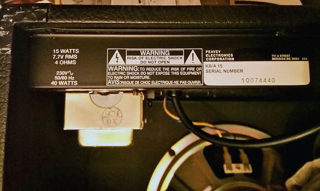 Amplificador PEAVEY KB/A 15