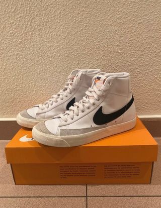 Nike Blazer Mid \\'77 Talla 39 de segunda mano por 70 EUR en Barcelona en  WALLAPOP