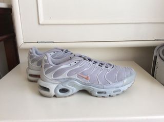 Nike tn edición limitada de basket. de segunda mano por 70 EUR en A Coruña  en WALLAPOP