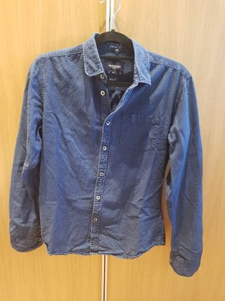 Camisa Vaquera. M. Springfield Hombre Slim Fit de segunda mano por 5 EUR en  Madrid en WALLAPOP