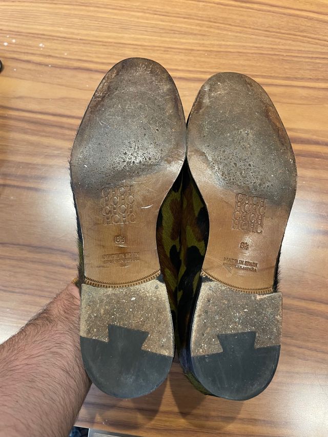 Slippers de CAROLINA HERRERA de pelo de potro