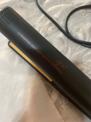 Plancha pelo GHD de segunda mano por 50 EUR en Sedaví en WALLAPOP