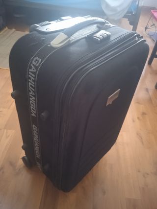 Maleta de viaje de segunda mano en Ponferrada en WALLAPOP