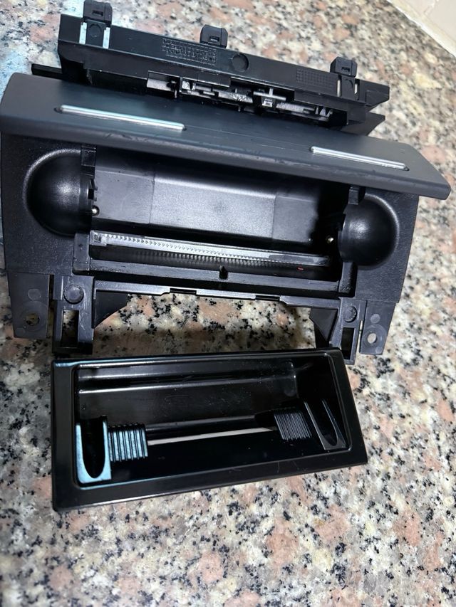 Cenicero delantero  Audi A 4 2003 al 2007