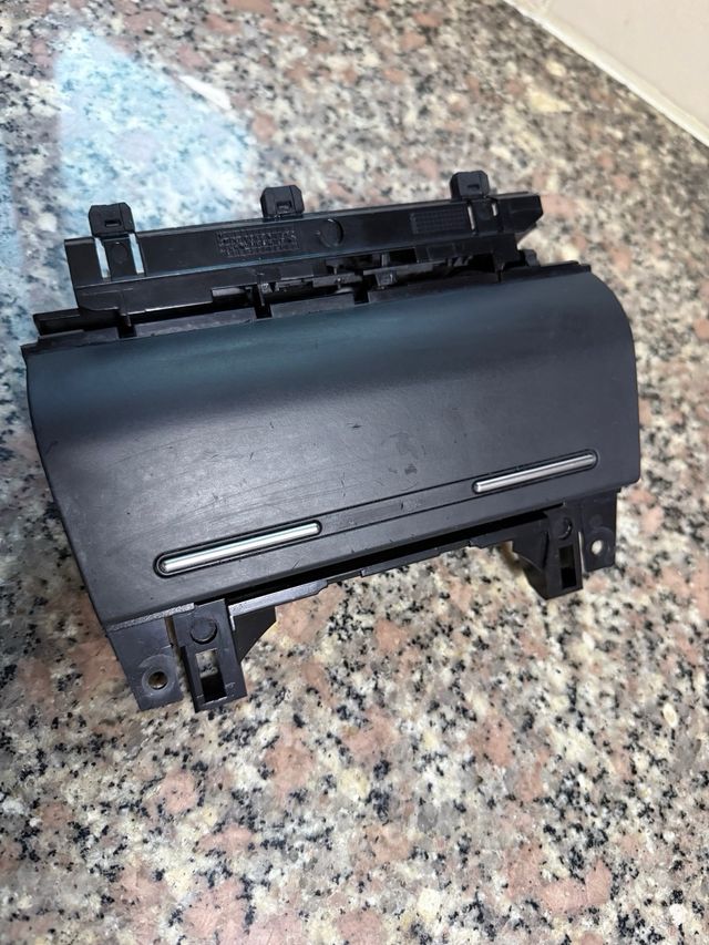 Cenicero delantero  Audi A 4 2003 al 2007