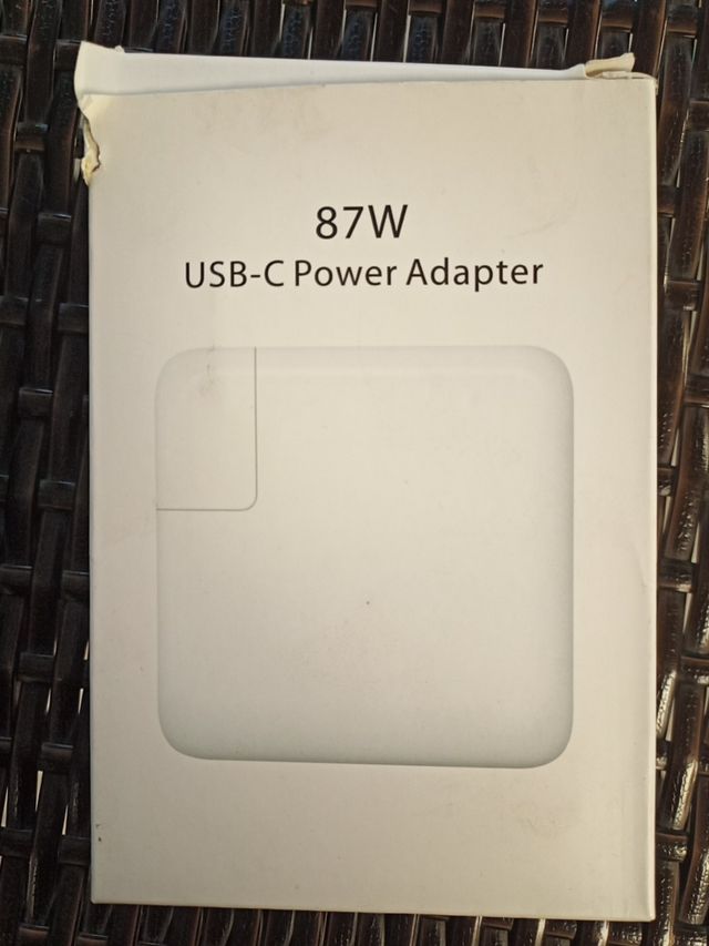 Cargador de Macbook