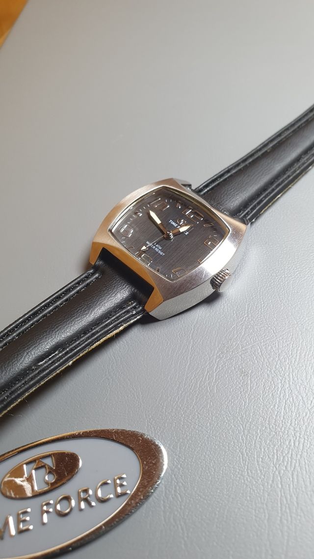 reloj de pulsera time force