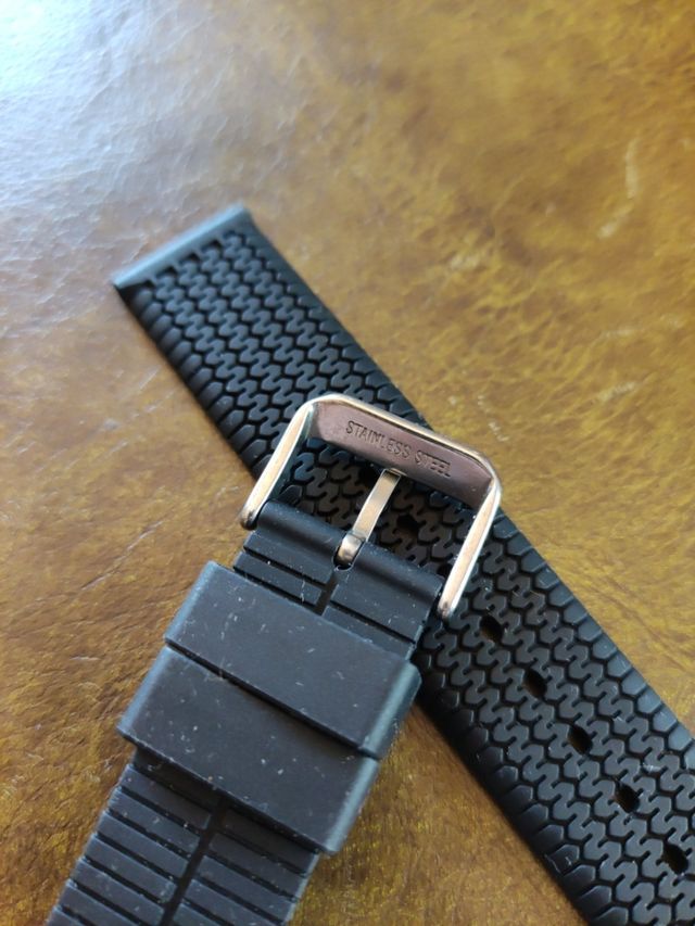 Correa de reloj de silicona negra 20mm nueva