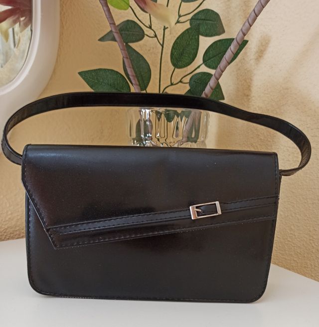 Bolso negro o cartera