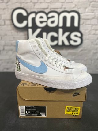 Nike Blazer Mid 77 Indigo de segunda mano por 99,99 EUR en Getafe en  WALLAPOP