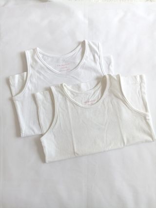 Camisetas tirantes Primark talla 3-4 de segunda mano por 2 EUR en Galapagar  en WALLAPOP