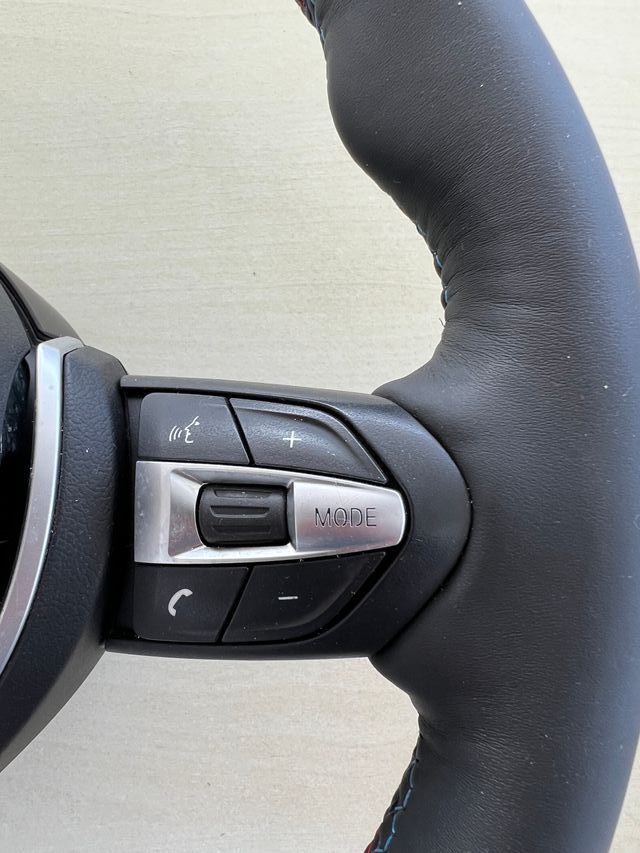 Volante deportivo BMW M y caja de airbag Serie1