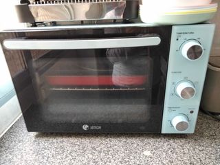 Horno seminuevo de segunda mano por 29 EUR en Parla en WALLAPOP