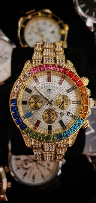 Reloj Iced Out Lvpai Esfera Blanca de segunda mano por 35 EUR en Cornellà  de Llobregat en WALLAPOP