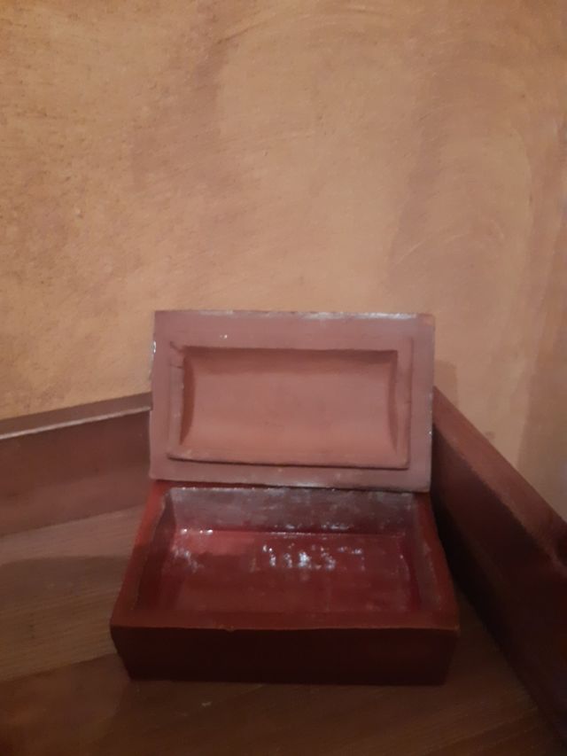 4 cajas de Ceramica artesanales