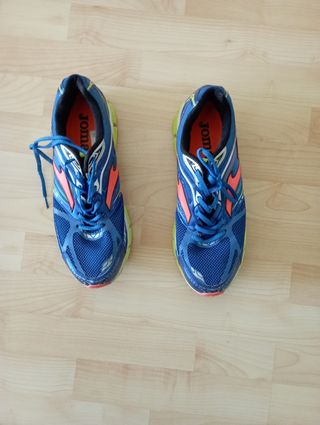Joma Hispalis (número 45) de segunda mano por 17 EUR en Badajoz en WALLAPOP