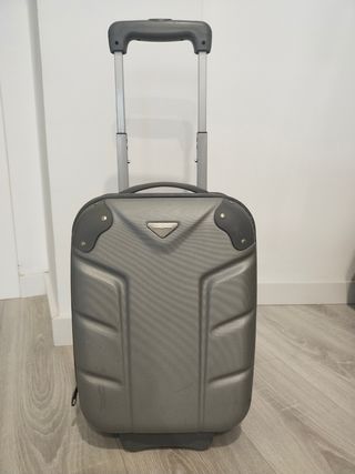 Trolleys infantil 20x40x55 de segunda mano por 16 EUR en Gandía en WALLAPOP