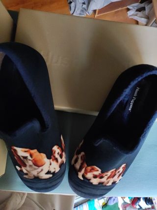 Zapatillas casa talla 39 de segunda mano por 20 EUR en Logroño en WALLAPOP