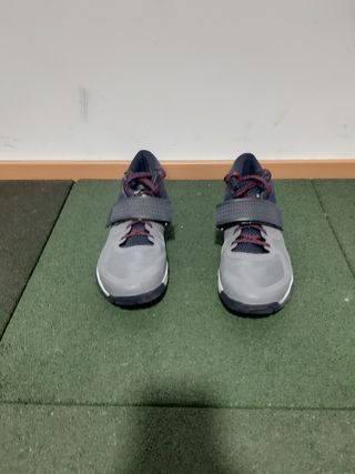 Zapatillas Crossfit Halterofilia Reebok de segunda mano por 15 EUR en  Alcorcón en WALLAPOP