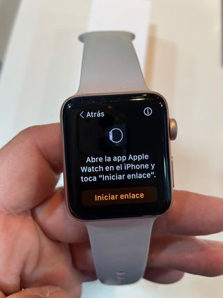 Apple Watch serie 3 42mm de segunda mano por 135 EUR en A Pobra do  Caramiñal en WALLAPOP