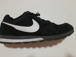 Deportes Nike negros n°43 de segunda mano por 28 EUR en San Jose de La  Rinconada en WALLAPOP