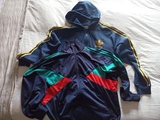 Sudaderas Adidas Originals de segunda mano por 25 EUR en Ergoien en WALLAPOP