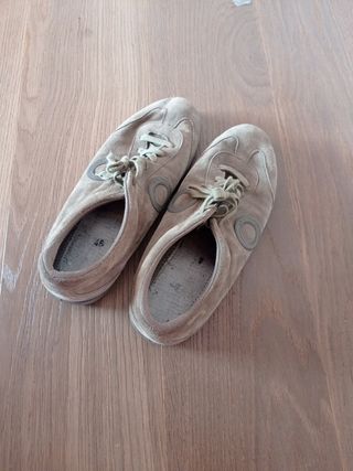 Zapatillas Aro talla 45 de segunda mano en Barcelona en WALLAPOP