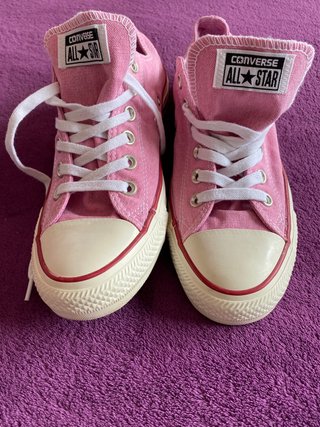 Zapatillas Converse All Star Rosas de segunda mano por 45 EUR en Alcorcón  en WALLAPOP