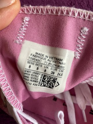 Zapatillas Converse All Star Rosas de segunda mano por 45 EUR en Alcorcón  en WALLAPOP