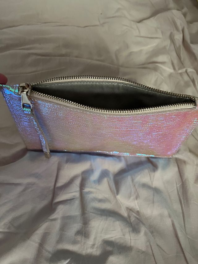 Iridescent Clutch Bag Uterqüe