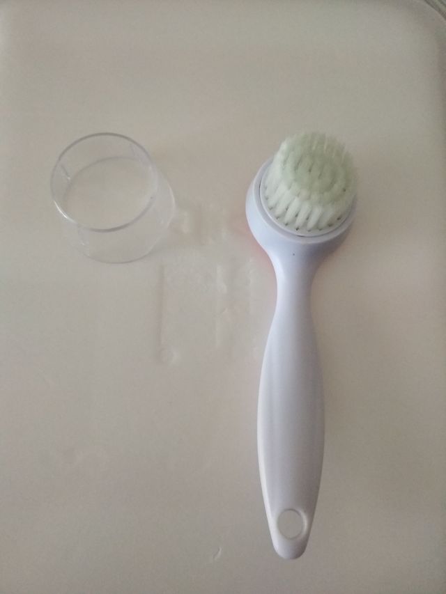 Cepillo exfoliante, masaje facial 