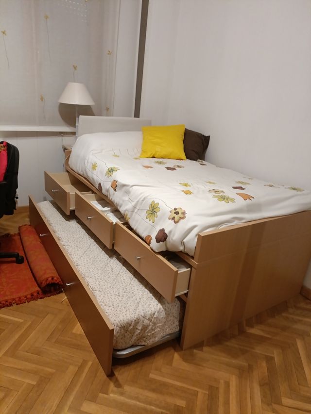 CAMA  DE 105 + Estantería+mesa