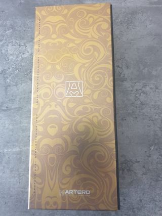 Plancha Pelo Artero Zenit Titanium de segunda mano por 70 EUR en Segur de  Calafell en WALLAPOP