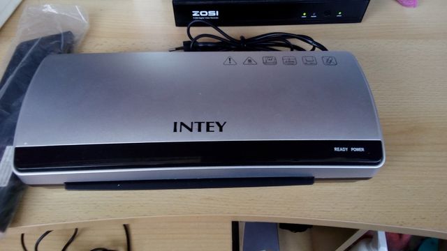 Plastificadora Intey