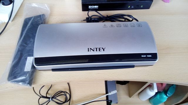 Plastificadora Intey