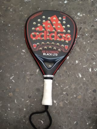 Pala de padel Adidas X5 Ultimate Black LTD de segunda mano por 60 EUR en  Barcelona en WALLAPOP