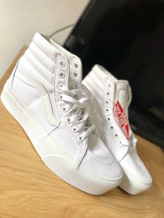 VANS BLANCAS BOTA - PLATAFORMA de segunda mano por 90 EUR en Vista Alegre  de Murcia en WALLAPOP
