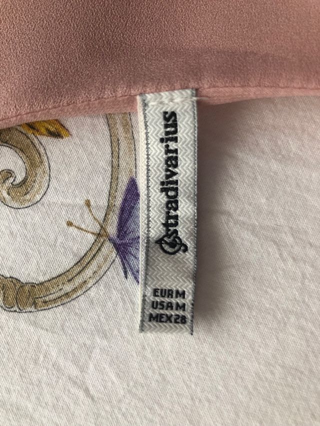 Camisa rosa palo de Stradivarius