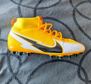 Botas de fútbol Cr7 de segunda mano en WALLAPOP