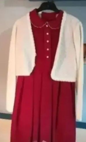 Dos vestidos iguales de ceremonia para niñas 8 y 6