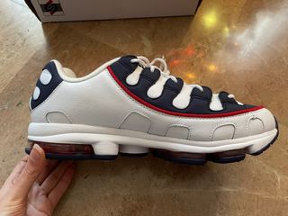 Nuevas zapatillas FILA cámara de aire Núm. 44 de segunda mano por 65 EUR en  Reus en WALLAPOP