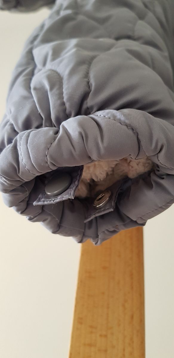 Buzo bebé gris azulado