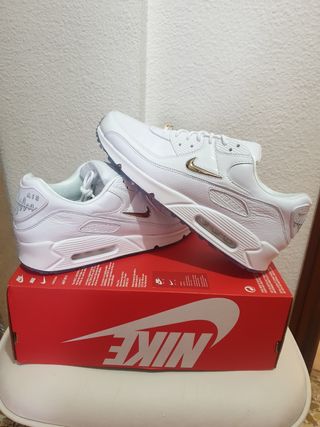 Nike Air Max 90 Pirate Radio NRG de segunda mano por 190 EUR en El Altet en  WALLAPOP
