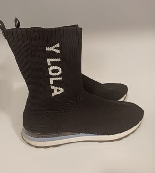 Botas de Bimba y Lola de segunda mano por 40 EUR en Bilbao en WALLAPOP