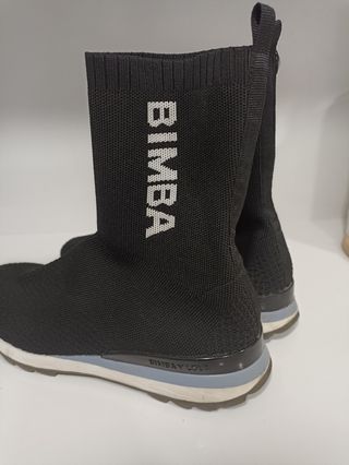 Botas de Bimba y Lola de segunda mano por 40 EUR en Bilbao en WALLAPOP