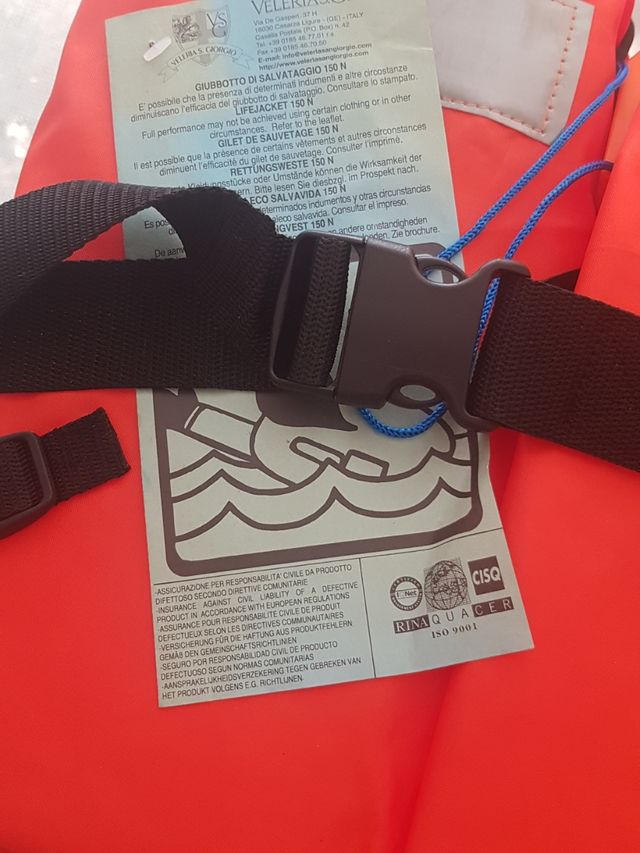 chaleco salvavidas embarcación